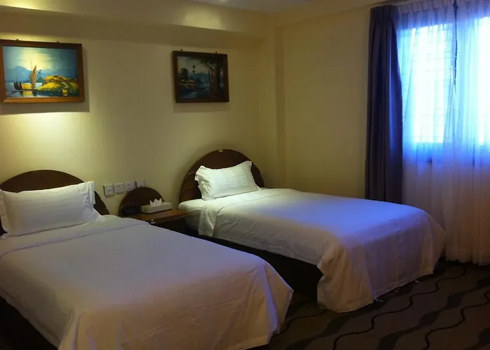 City Star Hotel